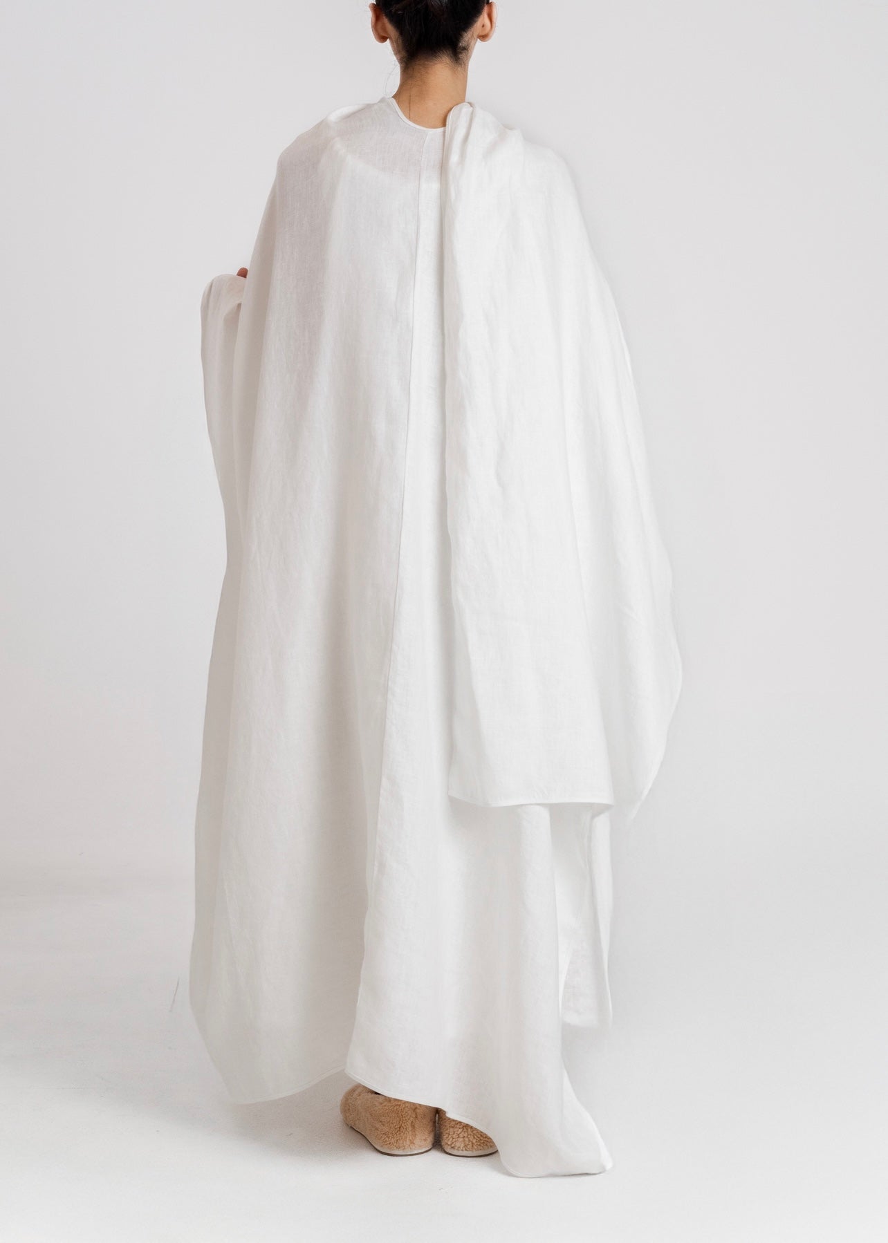 Lilly’s Linen Poncho